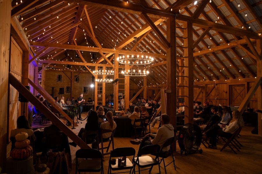 The full barn during the talks