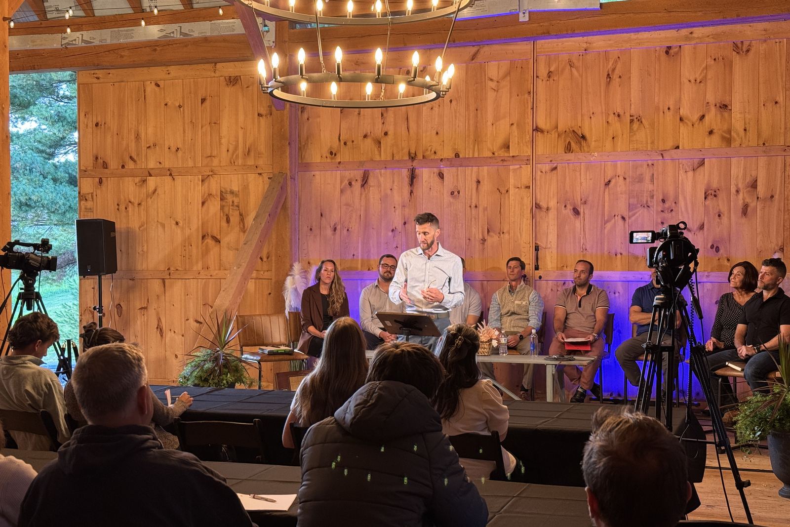 The barn in Glen Rock, Pennsylvania, full for Proximity No. 1
